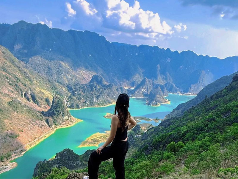 【山水4天游】德天跨国瀑布•鹅泉•通灵大峡谷•浩坤湖•凤山三门海 5天4晚