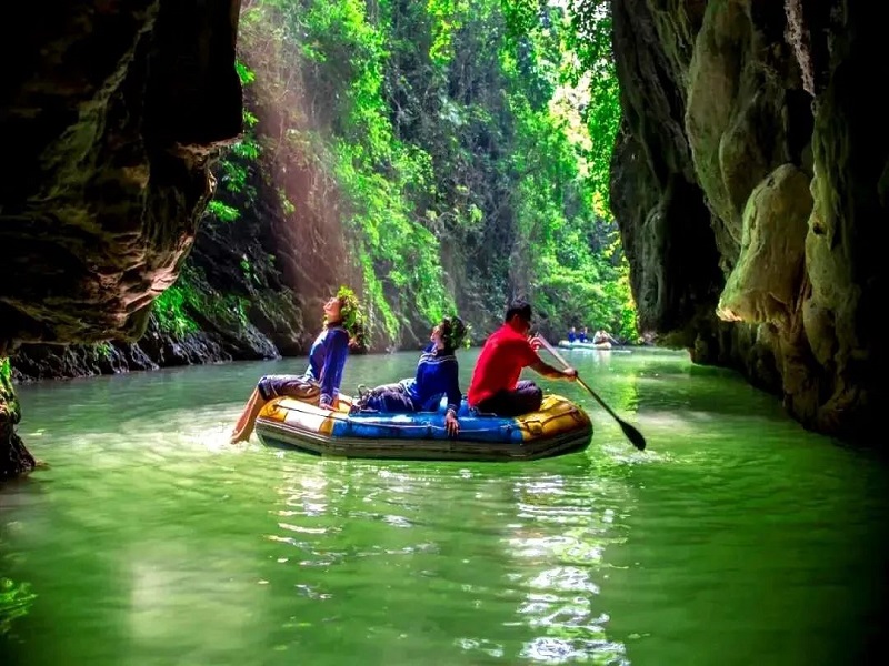 <b>德天跨国瀑布•古龙山峡谷漂流 2天1晚游【无购物店】</b>