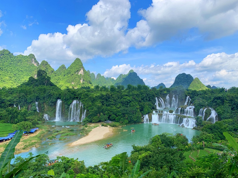 <b>【广西遇见全景11天游】德天跨国瀑布•通灵峡谷•北海银滩•涠洲岛•五彩滩•桂林山水•象鼻山•漓江阳朔•龙脊梯田•银子岩11天游</b>