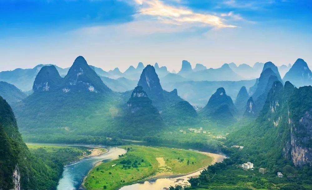 桂林象鼻山•漓江阳朔•世外桃源•银子岩4天3晚游【秘境桂林】