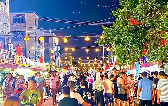 侨港风情街